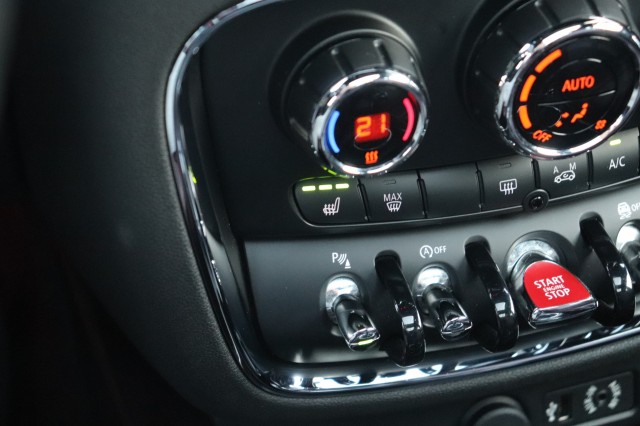 MINI CLUBMAN CLUBMAN  S AUT KNIGHTSBRIDGE EDITION/PAN.DAK/STOEL.VERW/KEYLESS/CAMERA, Carmix, OSS