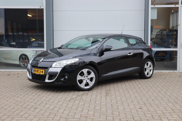 Renault Megane - 2.0 DYNAMIQUE/ORIG.NL/CLIMA/PDC/NAVI