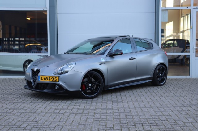 Alfa romeo Giulietta - 1.7 TBI QV LAUNCH EDITION/FACELIFT/PANO/STOEL.VERW