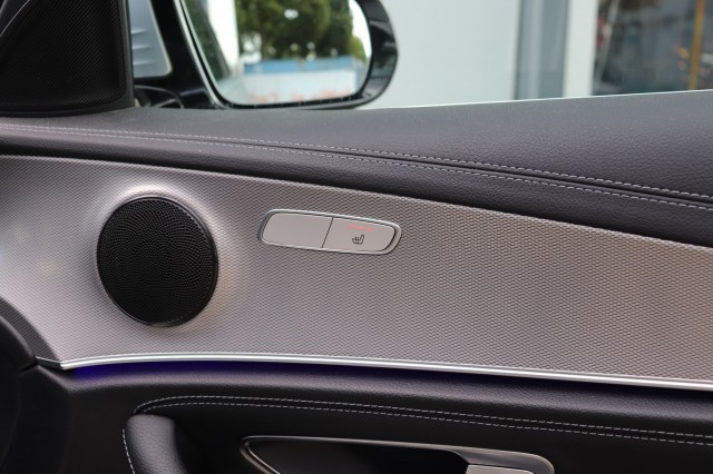 MERCEDES-BENZ E-KLASSE 220 D Estate AUT(9) Business Solution AMG/EURO6/SCHUIFDAK/AMBIENT/19, Carmix, OSS