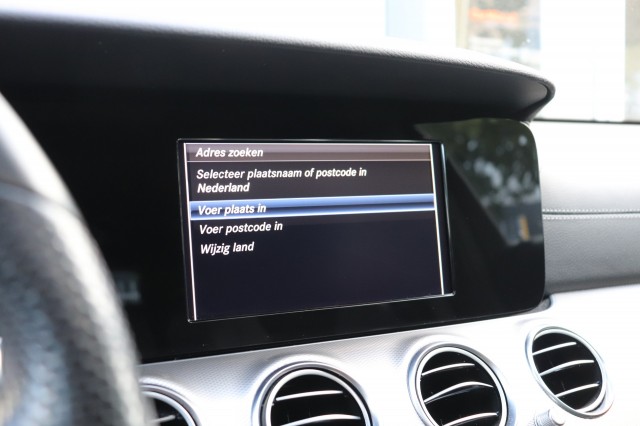 MERCEDES-BENZ E-KLASSE 220 D Estate AUT(9) Business Solution AMG/EURO6/SCHUIFDAK/AMBIENT/19, Carmix, OSS