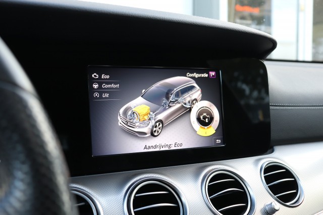 MERCEDES-BENZ E-KLASSE 220 D Estate AUT(9) Business Solution AMG/EURO6/SCHUIFDAK/AMBIENT/19, Carmix, OSS