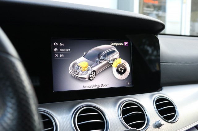 MERCEDES-BENZ E-KLASSE 220 D Estate AUT(9) Business Solution AMG/EURO6/SCHUIFDAK/AMBIENT/19, Carmix, OSS