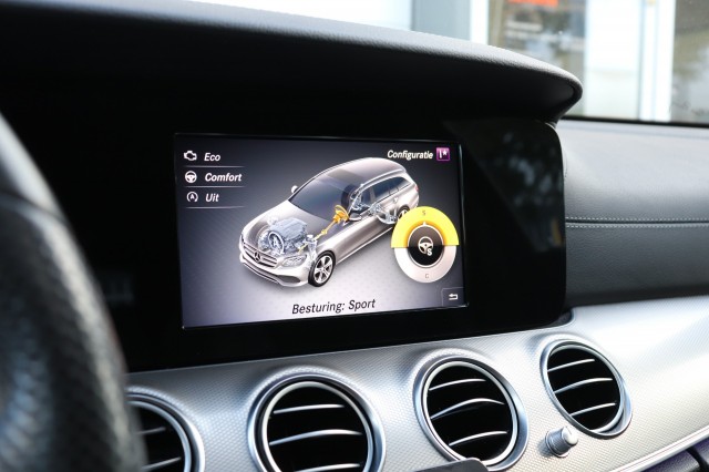 MERCEDES-BENZ E-KLASSE 220 D Estate AUT(9) Business Solution AMG/EURO6/SCHUIFDAK/AMBIENT/19, Carmix, OSS