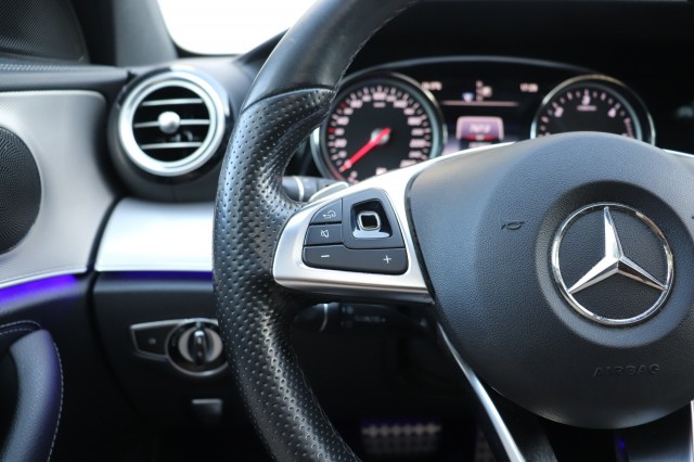 MERCEDES-BENZ E-KLASSE 220 D Estate AUT(9) Business Solution AMG/EURO6/SCHUIFDAK/AMBIENT/19, Carmix, OSS