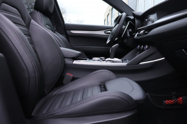 ALFA ROMEO STELVIO 2.0 T Q4 VELOCE, Carmix, OSS