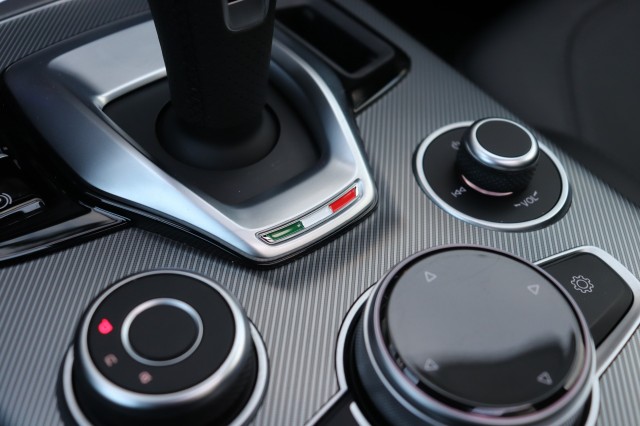 ALFA ROMEO STELVIO 2.0 T Q4 VELOCE, Carmix, OSS