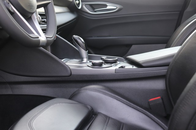 ALFA ROMEO GIULIA 2.0 T AWD VELOCE, Carmix, OSS