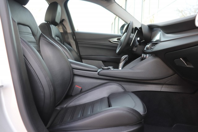 ALFA ROMEO GIULIA 2.0 T AWD VELOCE, Carmix, OSS