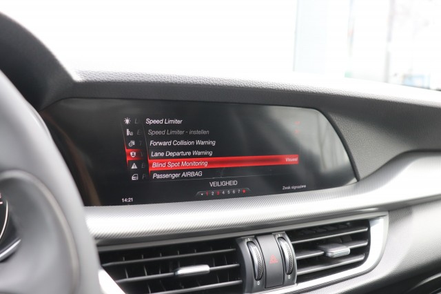 ALFA ROMEO STELVIO 2.0 T AWD TI, Carmix, OSS