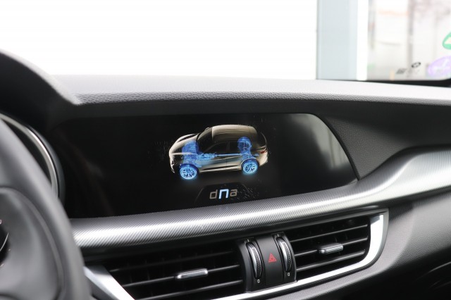 ALFA ROMEO STELVIO 2.0 T AWD SUPER, Carmix, OSS