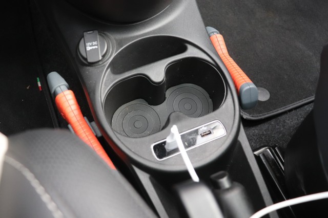 FIAT 500 1.0 HYBR. STAR/PAN.DAK/A.CARPLAY/CLIMA/CRUISE/DIG.DASHBOARD/ORIG.NL/1E EIG, Carmix, OSS