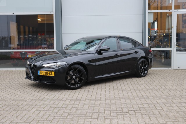 ALFA ROMEO GIULIA - 2.0T SPRINT/VELOCE.INT/STOEL.STUUR.VERW/ADAP.CRUISE/19