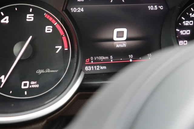 ALFA ROMEO STELVIO 2.0 T Q4 280PK AWD VELOCE/1E EIG./GRIGIO STROMBOLI/A.CARPLAY/20, Carmix, OSS