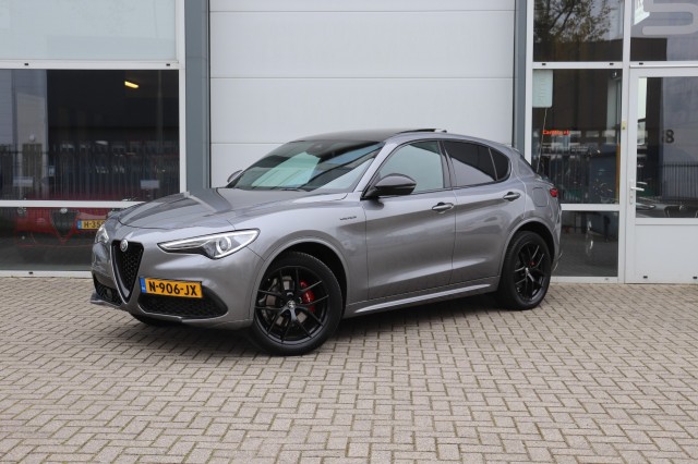 Alfa romeo Stelvio - 2.0 T Q4 280PK AWD VELOCE/1E EIG./GRIGIO STROMBOLI/A.CARPLAY/20
