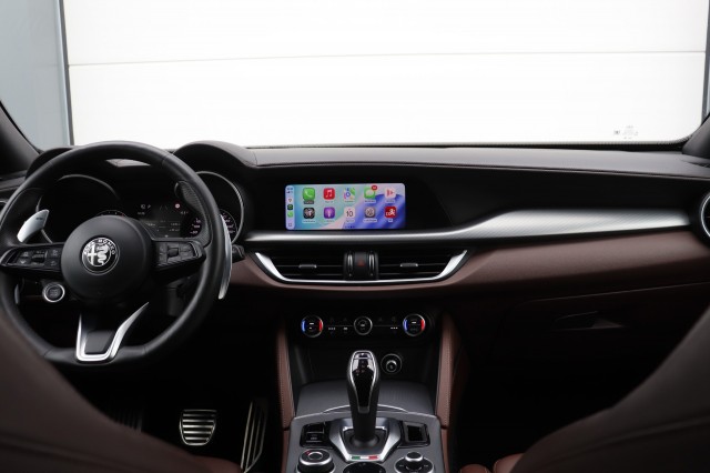 ALFA ROMEO STELVIO 2.0 T Q4 280PK AWD VELOCE/1E EIG./GRIGIO STROMBOLI/A.CARPLAY/20, Carmix, OSS