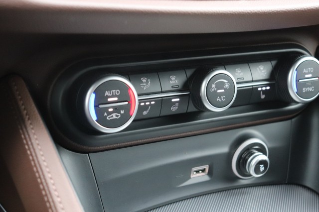 ALFA ROMEO STELVIO 2.0 T Q4 280PK AWD VELOCE/1E EIG./GRIGIO STROMBOLI/A.CARPLAY/20, Carmix, OSS