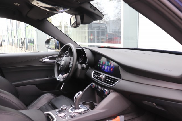 ALFA ROMEO GIULIA 2.0T SPRINT/VELOCE.INT/STOEL.STUUR.VERW/ADAP.CRUISE/19, Carmix, OSS