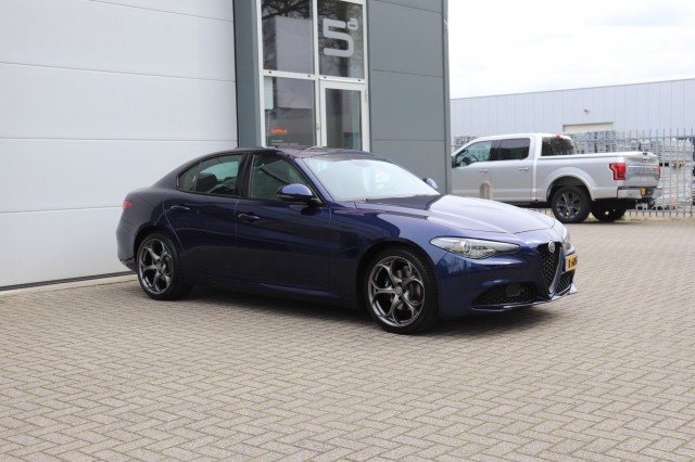 ALFA ROMEO GIULIA 2.0T SPRINT/VELOCE.INT/STOEL.STUUR.VERW/ADAP.CRUISE/19, Carmix, OSS