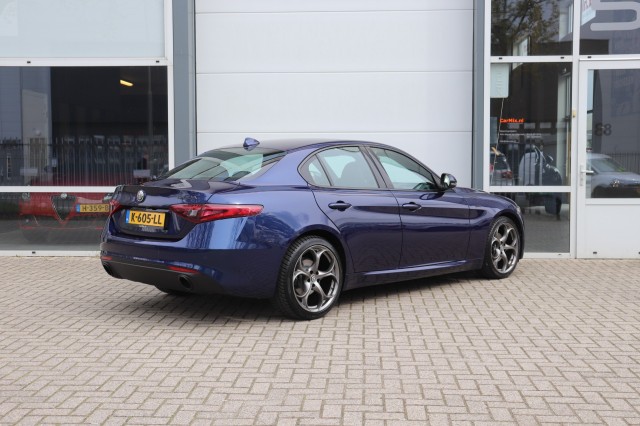ALFA ROMEO GIULIA 2.0T SPRINT/VELOCE.INT/STOEL.STUUR.VERW/ADAP.CRUISE/19, Carmix, OSS