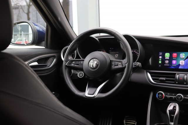 ALFA ROMEO GIULIA 2.0T SPRINT/VELOCE.INT/STOEL.STUUR.VERW/ADAP.CRUISE/19, Carmix, OSS