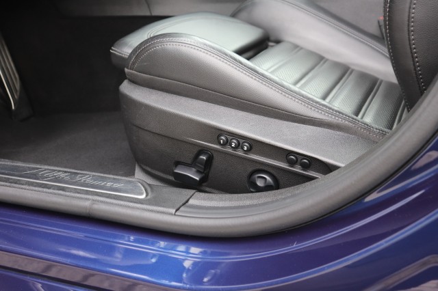 ALFA ROMEO GIULIA 2.0T SPRINT/VELOCE.INT/STOEL.STUUR.VERW/ADAP.CRUISE/19, Carmix, OSS