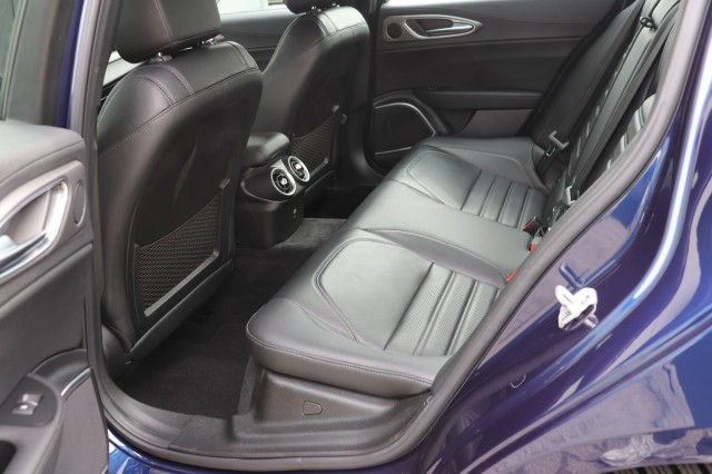 ALFA ROMEO GIULIA 2.0T SPRINT/VELOCE.INT/STOEL.STUUR.VERW/ADAP.CRUISE/19, Carmix, OSS