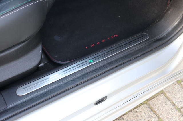 ALFA ROMEO GIULIETTA 1.4 T EXCLUSIVE, Carmix, OSS