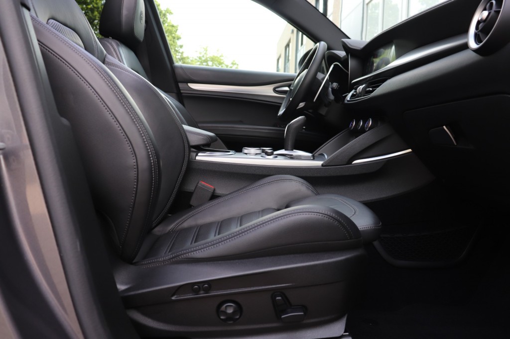 ALFA ROMEO, STELVIO