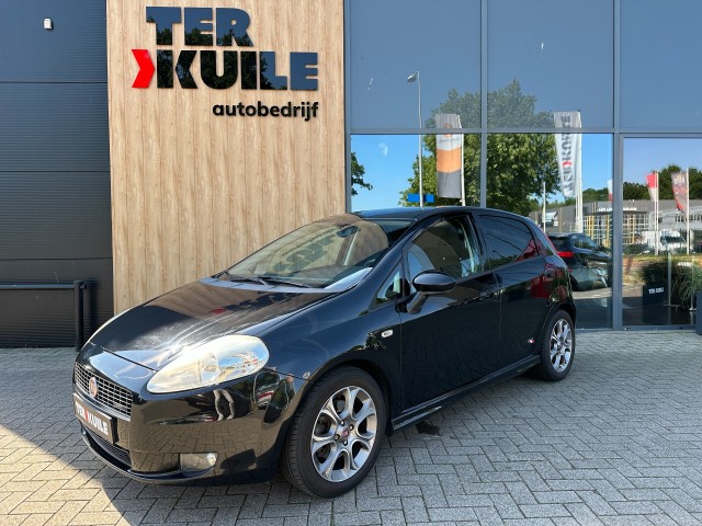 FIAT GRANDE PUNTO 1.4-16V SPORT / NAP / Lage km / 120 PK!, Autobedrijf Ter Kuile, Enschede