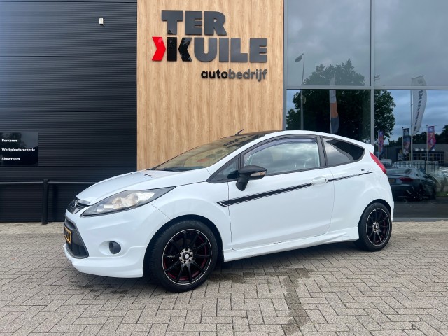 FORD FIESTA 1.6 GHIA BLACK EDITION, Autobedrijf Ter Kuile, Enschede