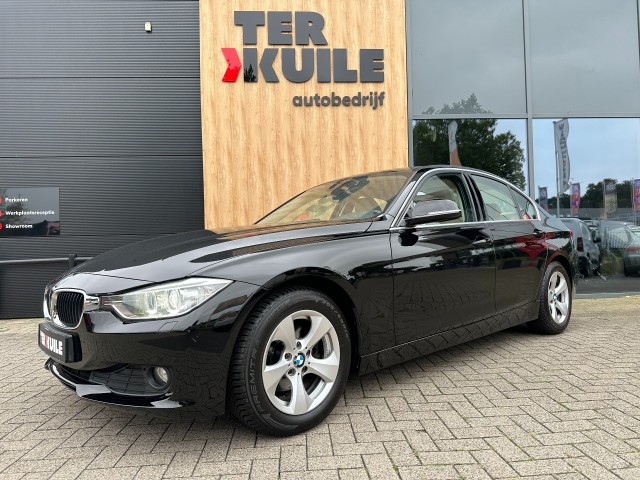 BMW 3-SERIE 320I EDE Upgrade Edition / Leer / NAP, Autobedrijf Ter Kuile, Enschede