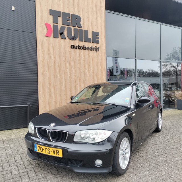 BMW 1-SERIE 118I Business Line , Autobedrijf Ter Kuile, Enschede