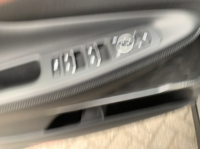 1759763618255032.JPG