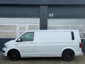 VOLKSWAGEN TRANSPORTER 2.0 TDI 150PK DSG L2H1 HIGHLINE 1e Eigenaar / Oryx White Pearl Lak / Navigatie / Spoilerpakket, VanPro, L