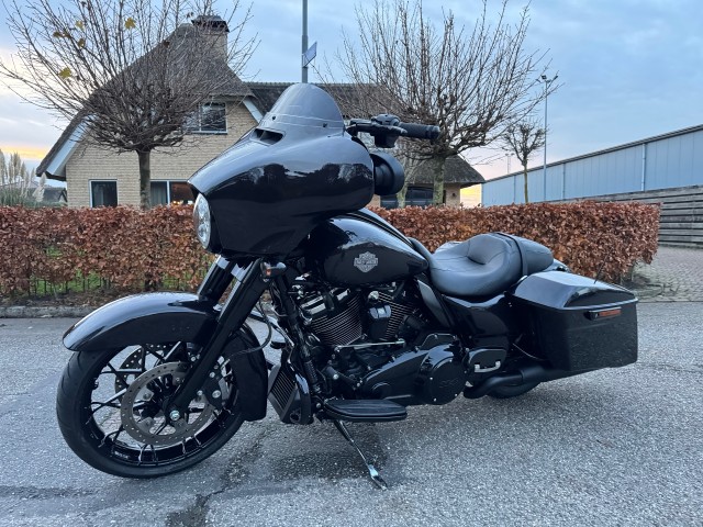 HARLEY-DAVIDSON street glide special m8 5HD