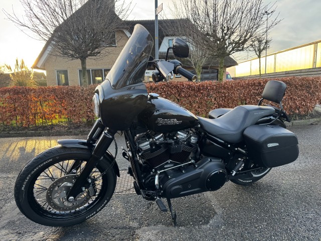 HARLEY-DAVIDSON softail street bob streetbob 5HD , American Bike Store, Warmenhuizen