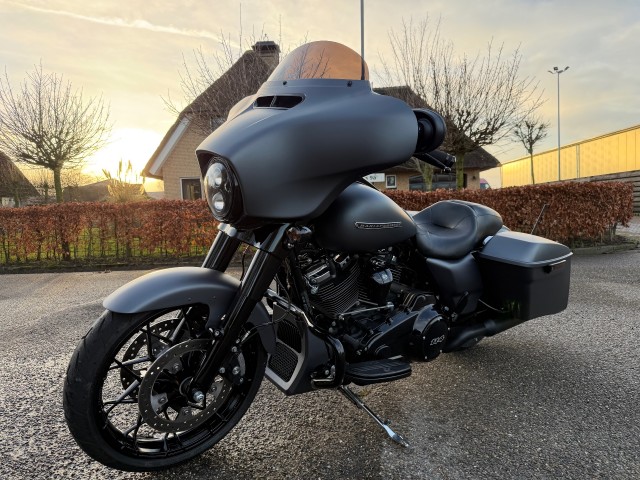 Harley-davidson Street glide btw streetglide special flh - 