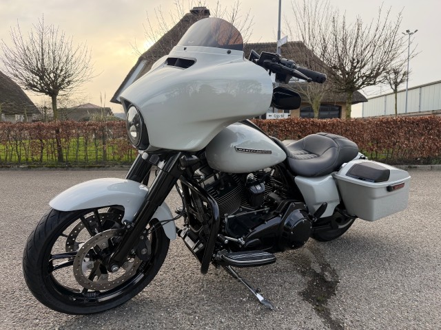 Harley-davidson Street glide streetglide special flhxs - 