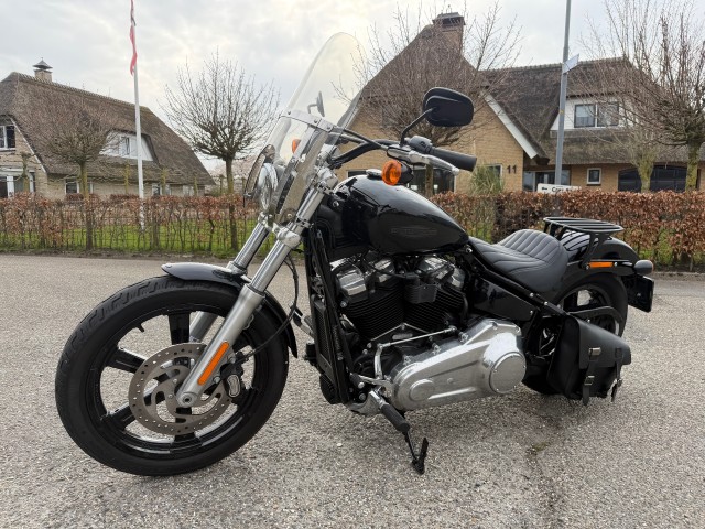 Harley-davidson Softail street bob dyna - 