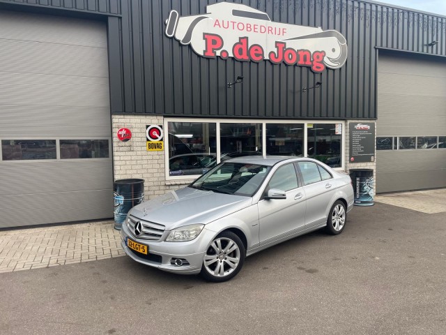 MERCEDES-BENZ C-KLASSE 180 K BLUEE. AVAN., Autobedrijf P. de Jong B.V., Streefkerk