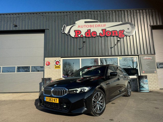 BMW 3-SERIE 318I M-sport Touring G21 Facelift, Widescreen, Carplay, Leder, Trekhaak!, Autobedrijf P. de Jong B.V., Streefkerk