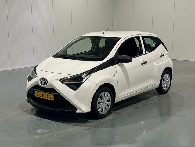 Toyota Aygo - 1.0 VVT-i x-fun