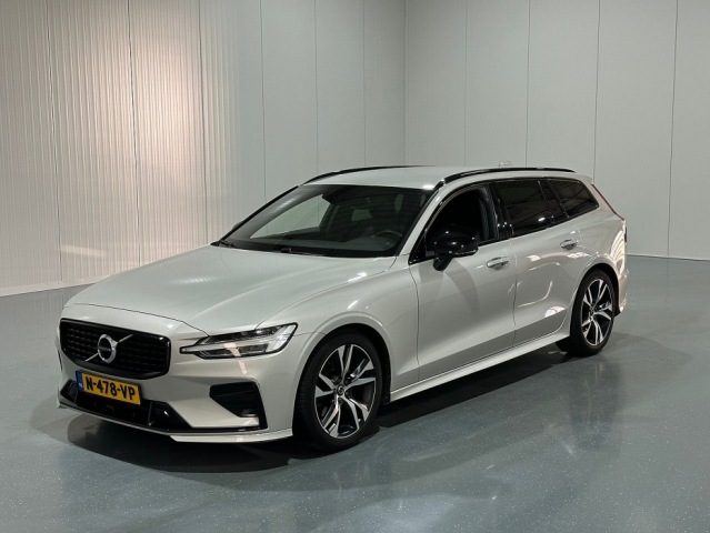 Volvo V60 - 2.0 B3 Automaat R-Design