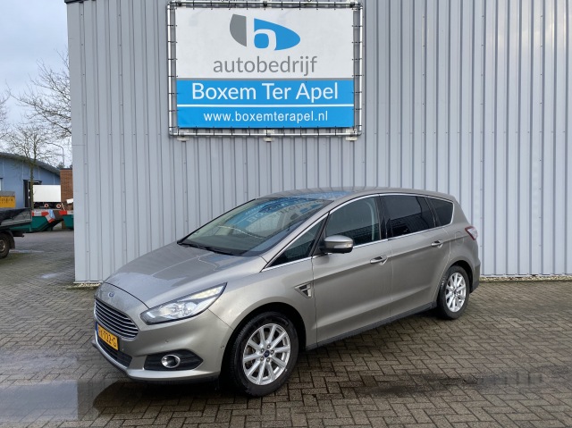 Ford S-max - 1.5 Titanium   nav   afn. trekhaak