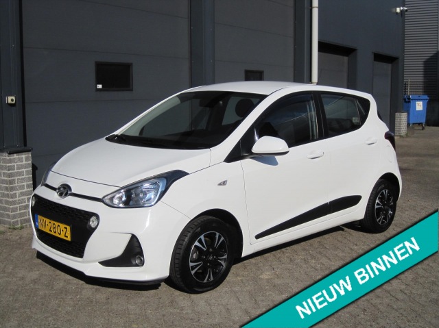 Hyundai I10 - 1.0i Blue Go! CARPLAY/AIRCO/ECC/NAV/CRUISECONTROLE!