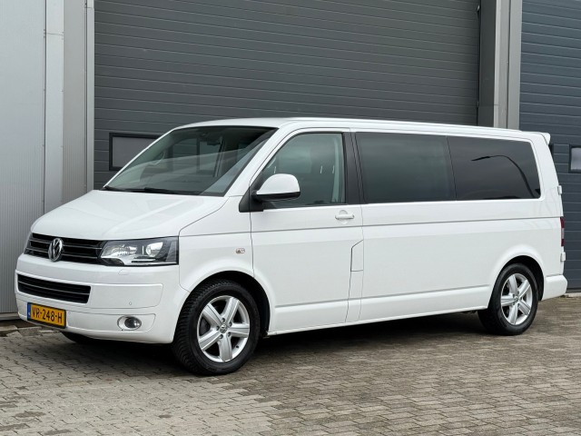 VOLKSWAGEN TRANSPORTER Verwacht 2.0 TDI 140PK AUT. Xenon Navi Pdc Trekhaak Keurige bus!, Van Veen Automotive, Enschede