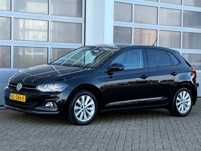 VOLKSWAGEN POLO 1.0 TSI 116PK Highline Aut. Navi Pdc Trekhaak Rijklaar!, Van Veen Automotive, Hengelo