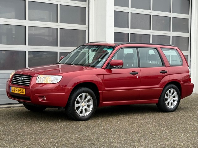 SUBARU FORESTER 2.0 Luxury Pack 158Pk AWD Pano Trekhaak Cruise APK 11-2026!, Van Veen Automotive, Hengelo
