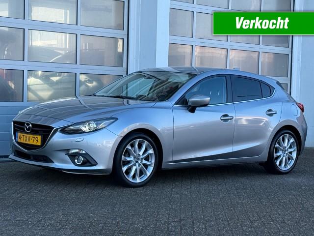 MAZDA 3 2.0 GT-M 120PK Navi Head-up Trekhaak Leer, Van Veen Automotive, Hengelo